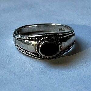 Sterling Silver 925 Black Onyx Style Ring Size 8 Vintage Style Oval Stone